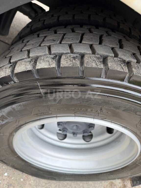 Mercedes Atego 1529