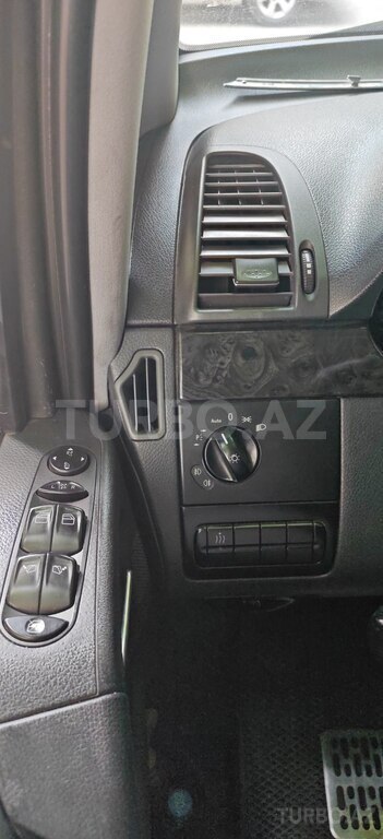 Mercedes Viano
