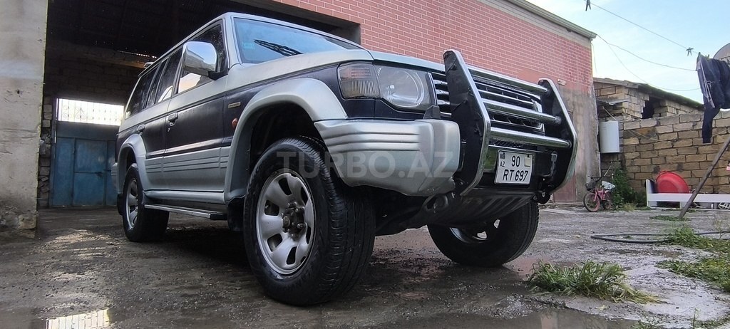 Mitsubishi Pajero