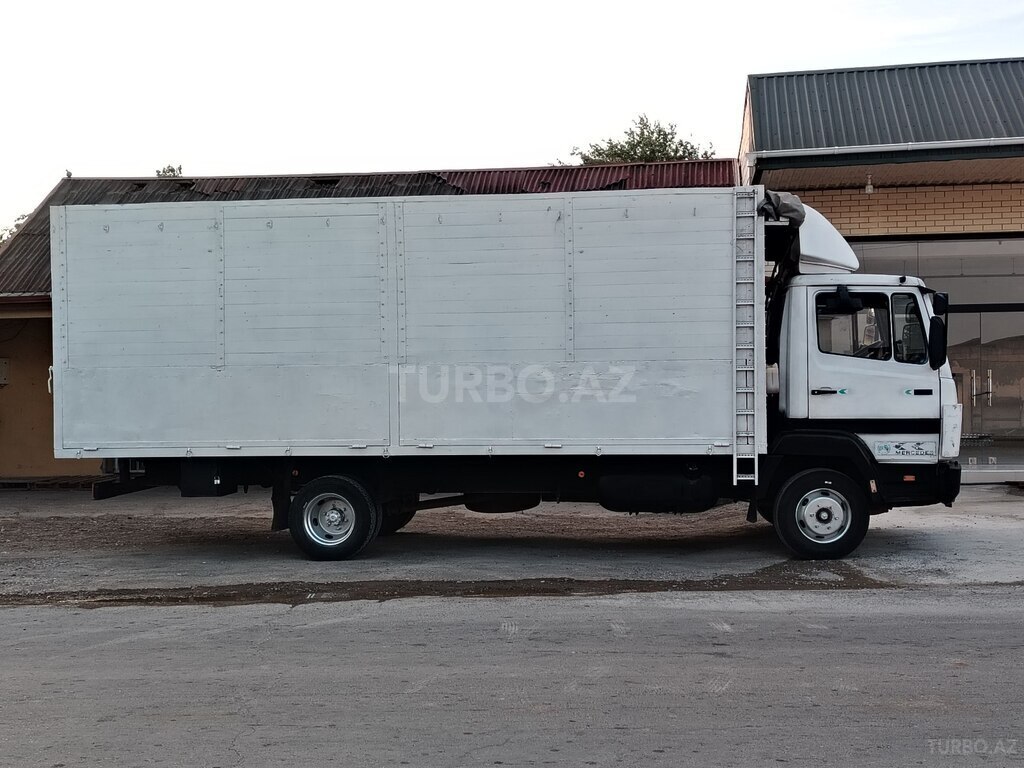 Mercedes Atego 814