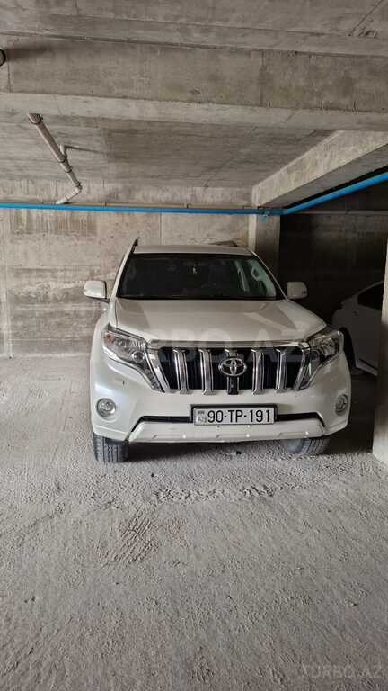 Toyota Land Cruiser Prado