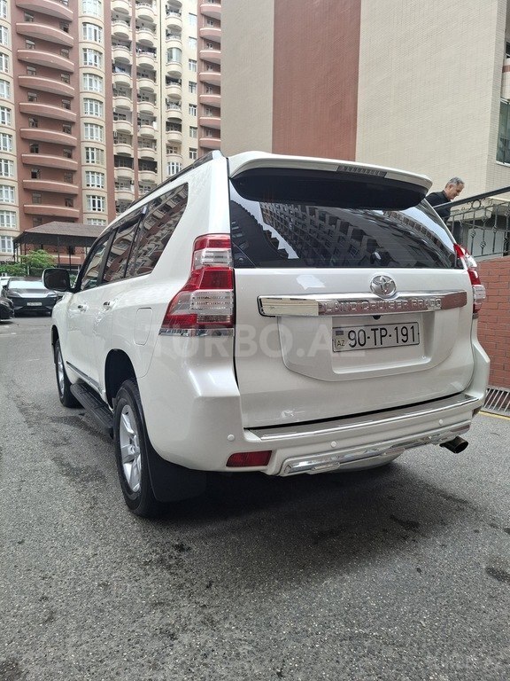 Toyota Land Cruiser Prado