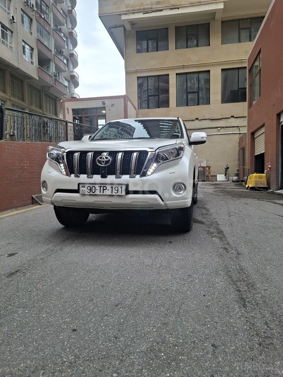Toyota Land Cruiser Prado