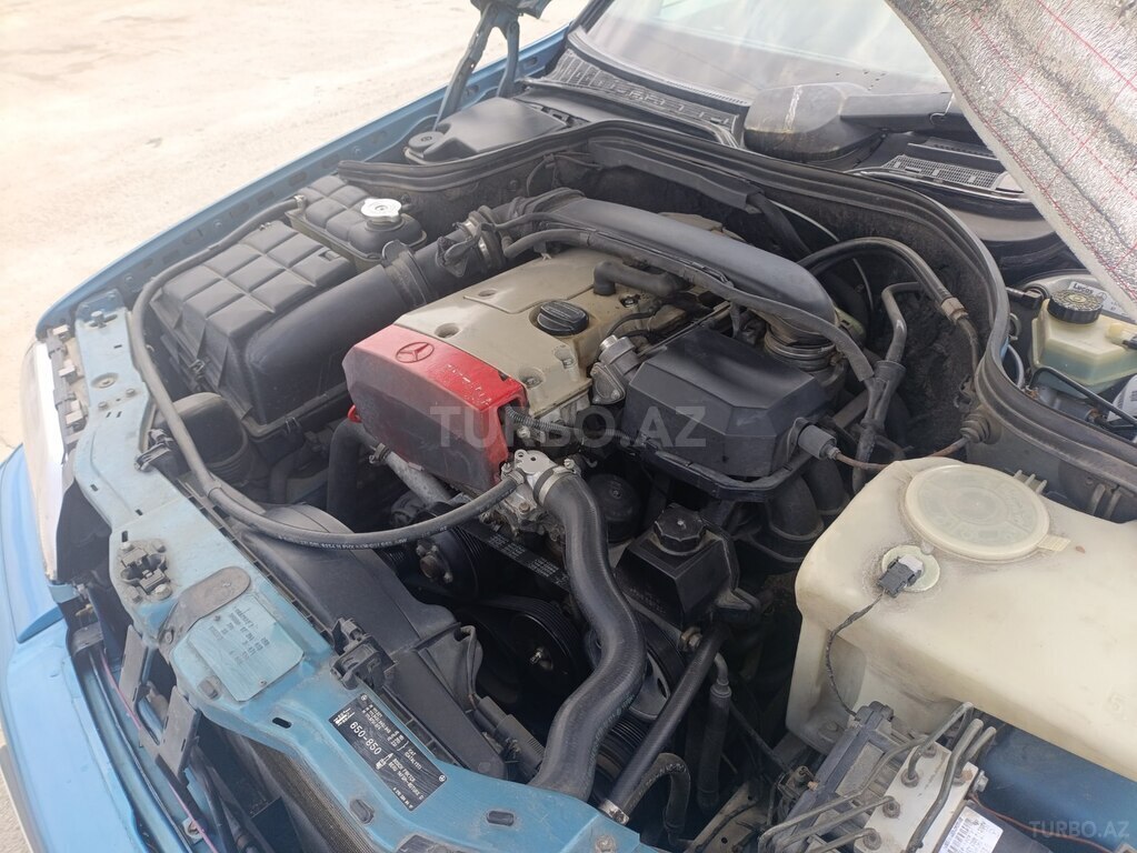 Mercedes C 200