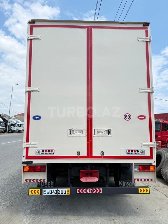 Mercedes Axor 2533
