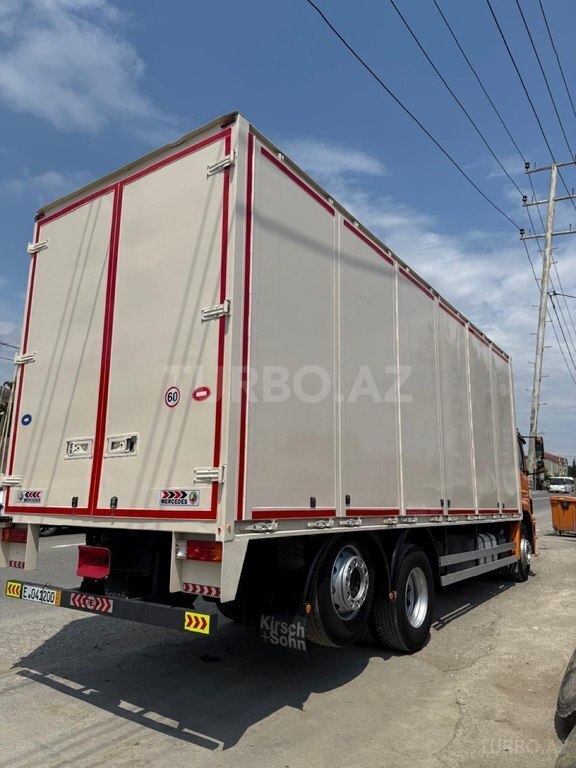 Mercedes Axor 2533