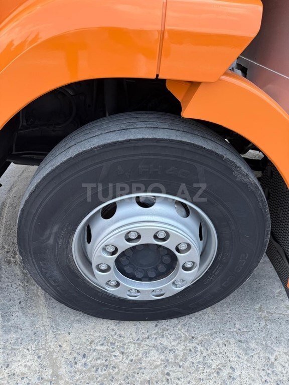 Mercedes Axor 2533