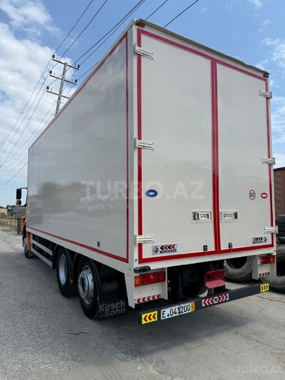 Mercedes Axor 2533