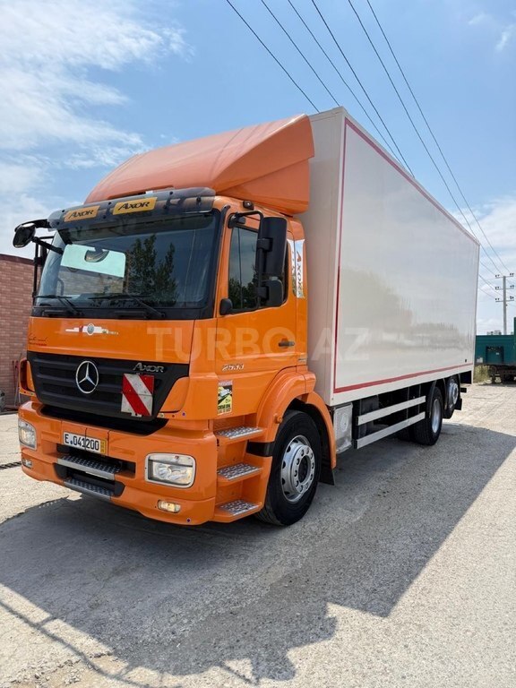 Mercedes Axor 2533