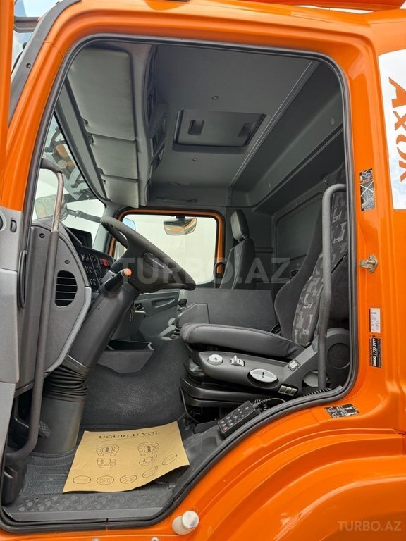Mercedes Axor 2533