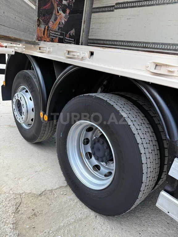 Mercedes Axor 2533