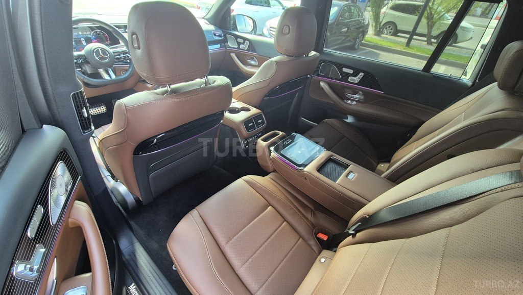Mercedes GLS 450 4MATIC
