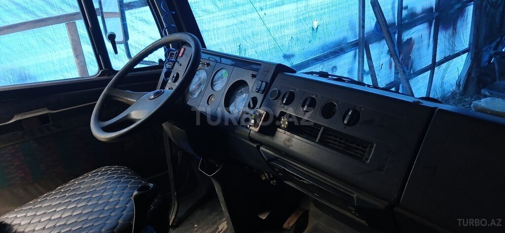 Mercedes Atego 809