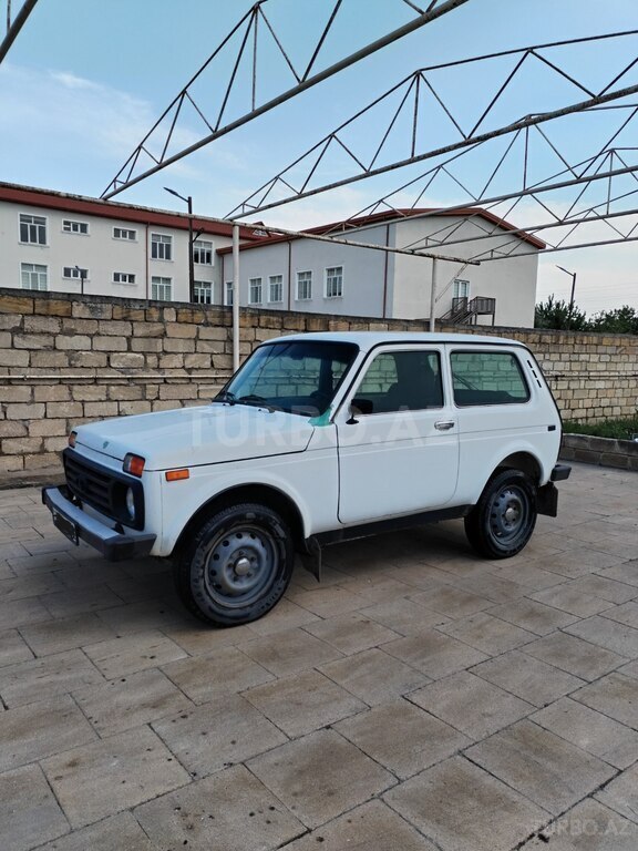 LADA (VAZ) Niva