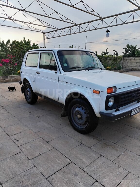 LADA (VAZ) Niva