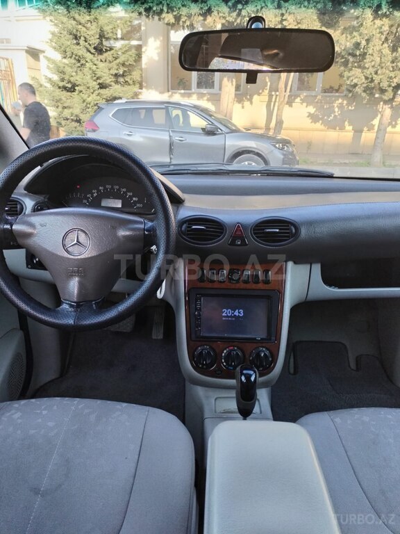 Mercedes A 160