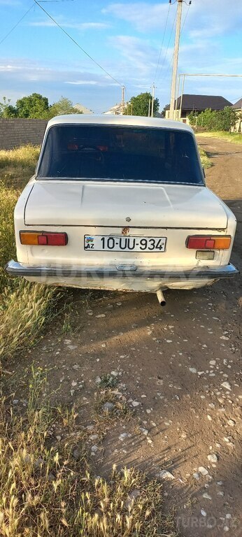 LADA (VAZ) 21011