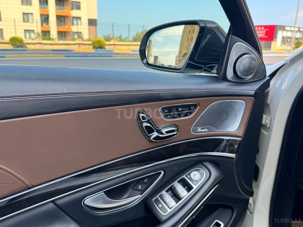 Mercedes S 63 AMG 4MATIC