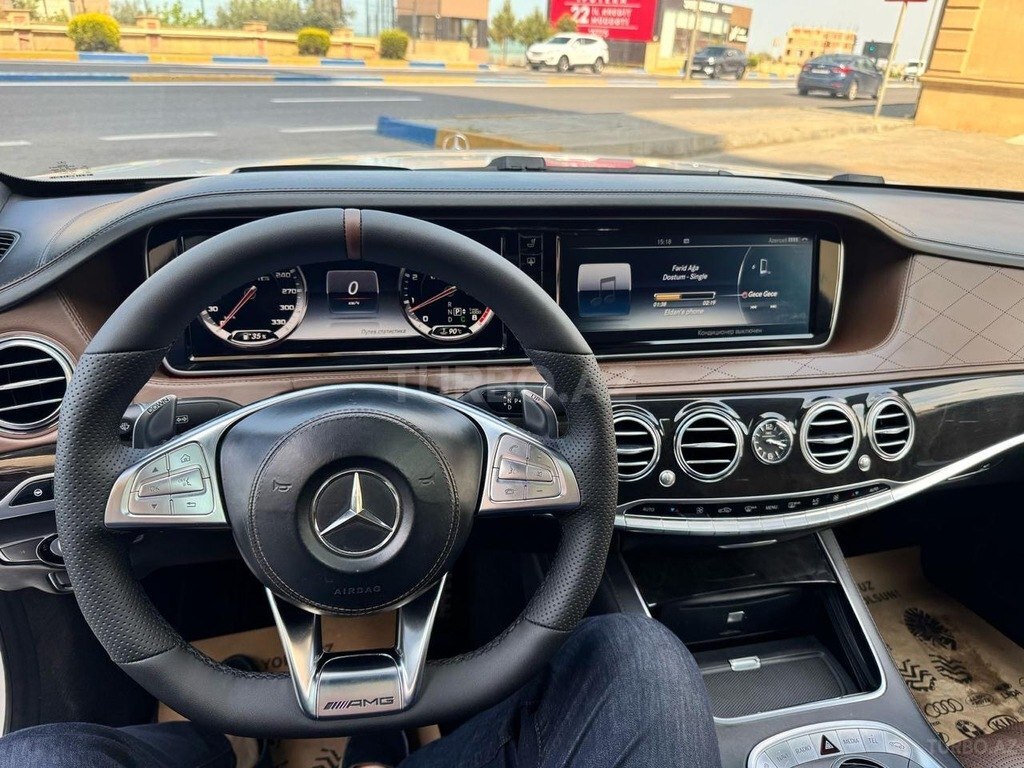 Mercedes S 63 AMG 4MATIC