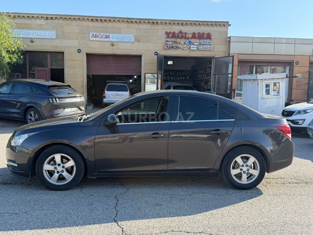 Chevrolet Cruze