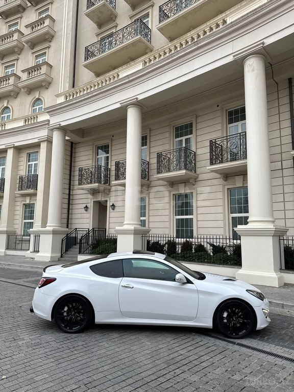 Hyundai Genesis Coupe
