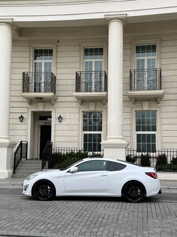 Hyundai Genesis Coupe