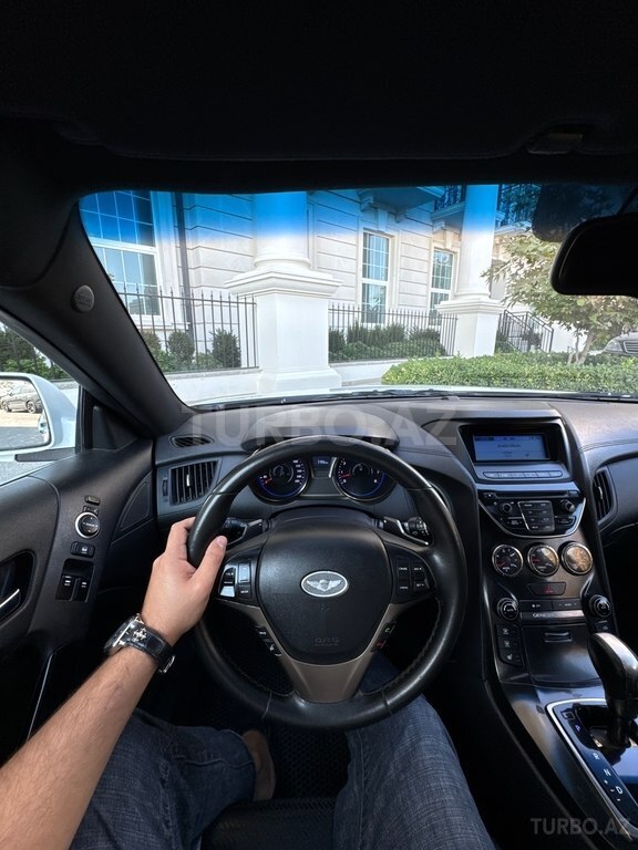 Hyundai Genesis Coupe