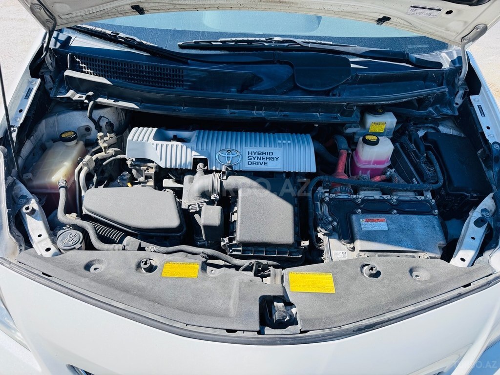 Toyota Prius V