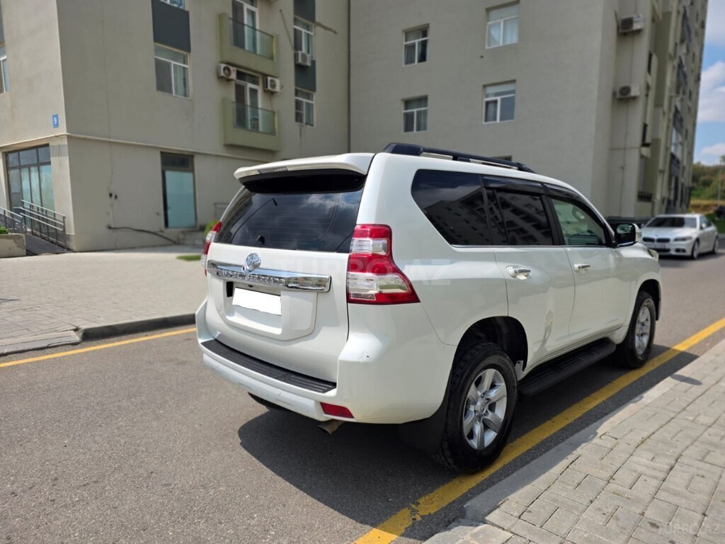 Toyota Land Cruiser Prado