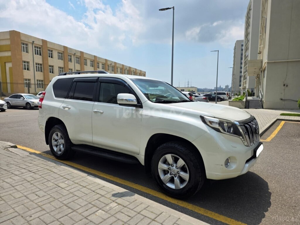 Toyota Land Cruiser Prado