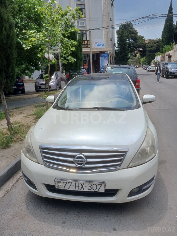 Nissan Teana