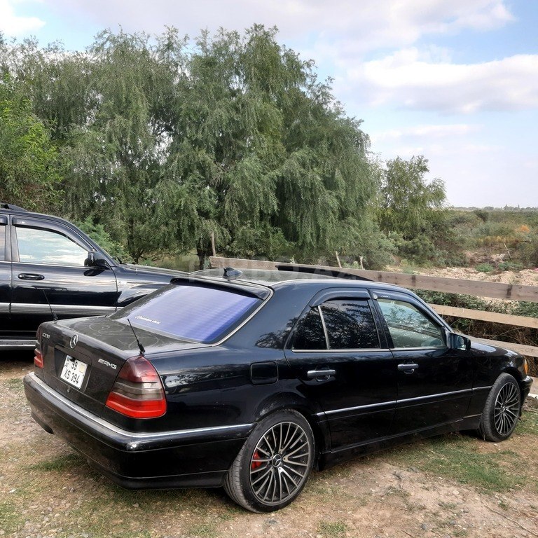 Mercedes C 230