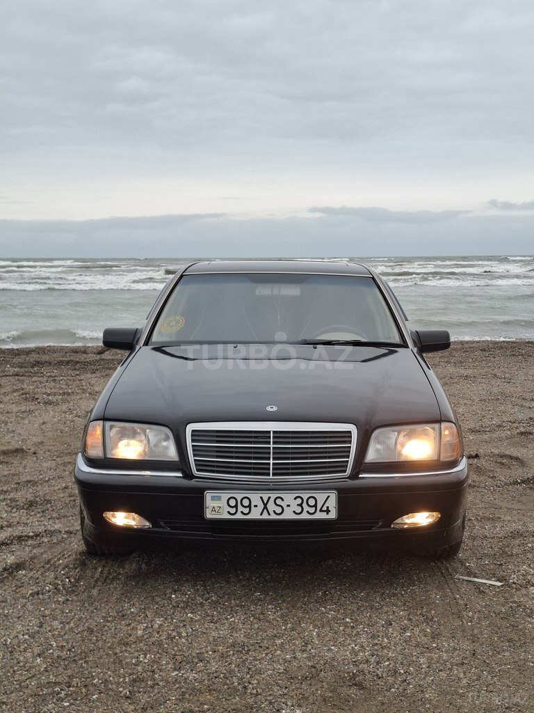 Mercedes C 230