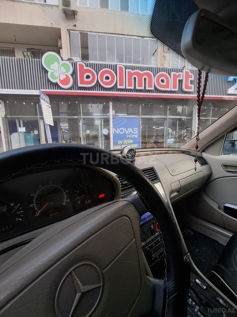 Mercedes C 230