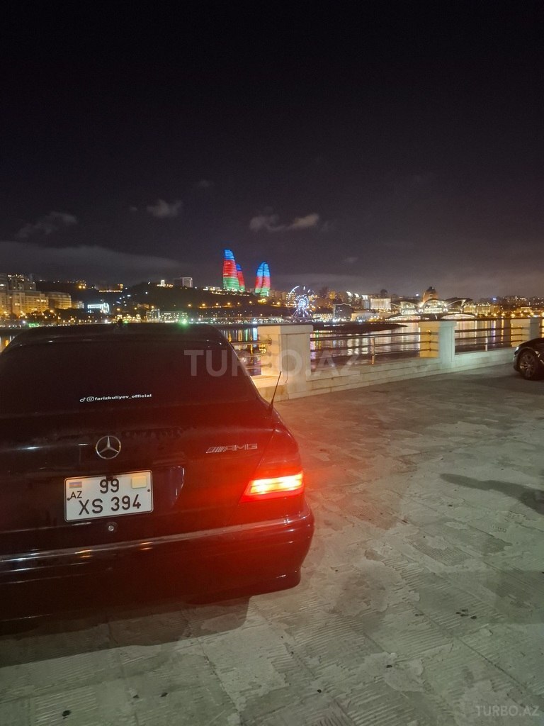 Mercedes C 230