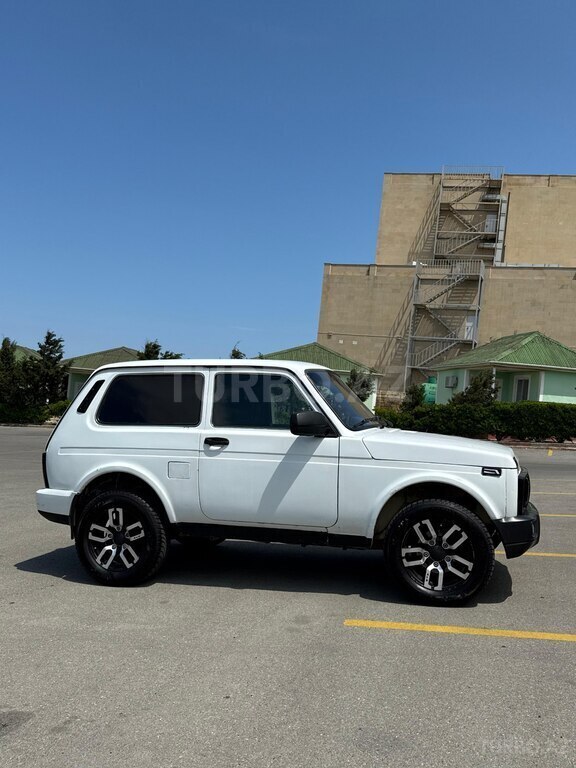 LADA (VAZ) Niva