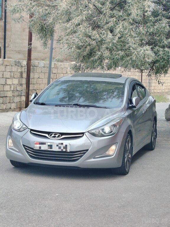 Hyundai Elantra