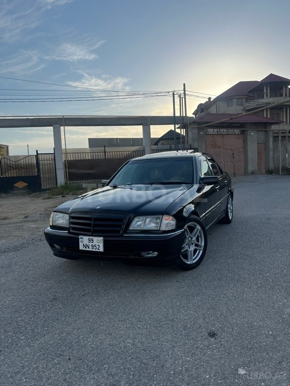 Mercedes C 230