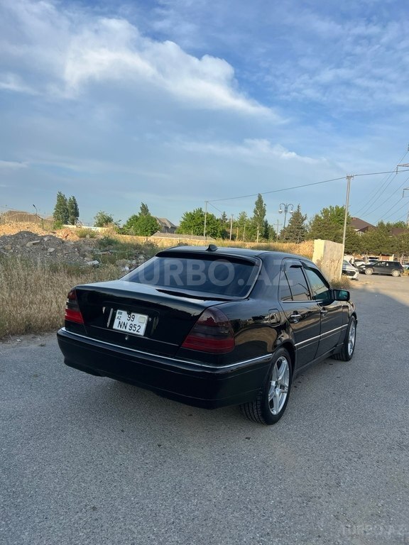 Mercedes C 230