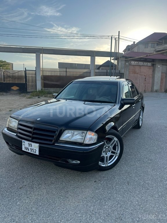 Mercedes C 230