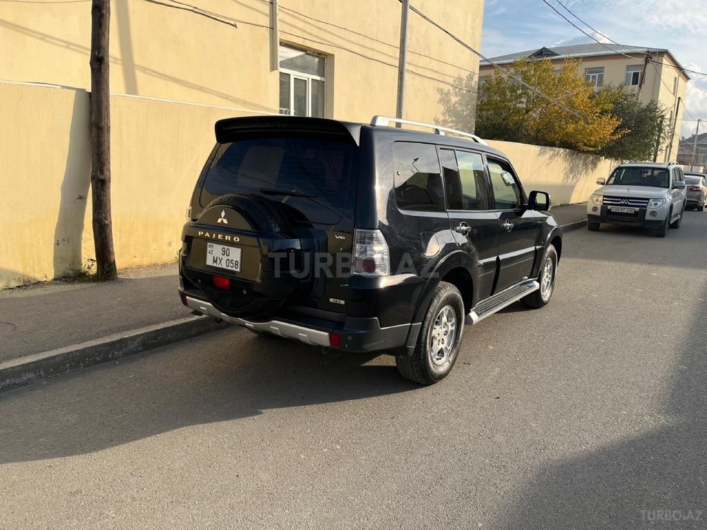 Mitsubishi Pajero