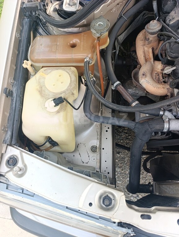 Mercedes 190