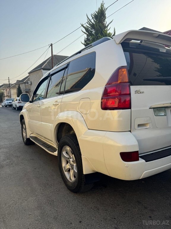 Toyota Land Cruiser Prado