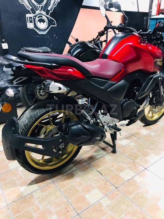 Yamaha FZ-S FI Deluxe