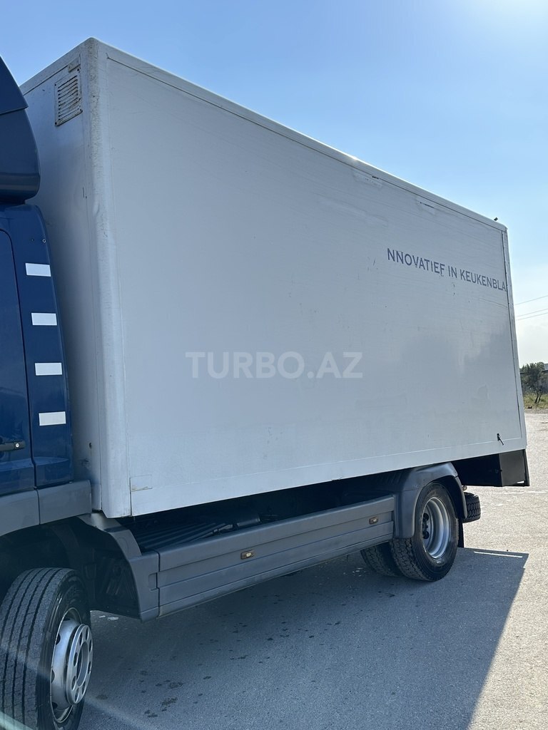 Mercedes Atego 1215