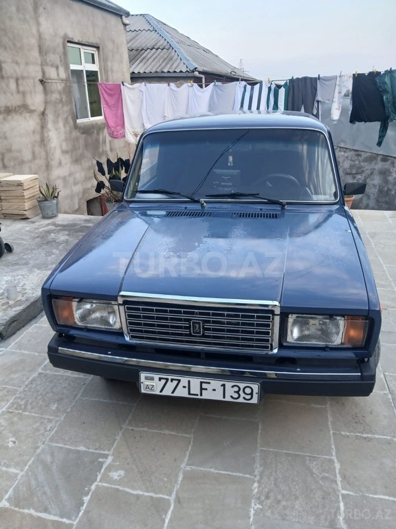 LADA (VAZ) 2107