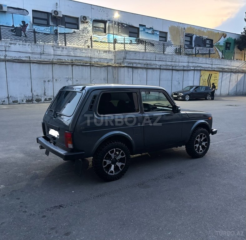 LADA (VAZ) Niva