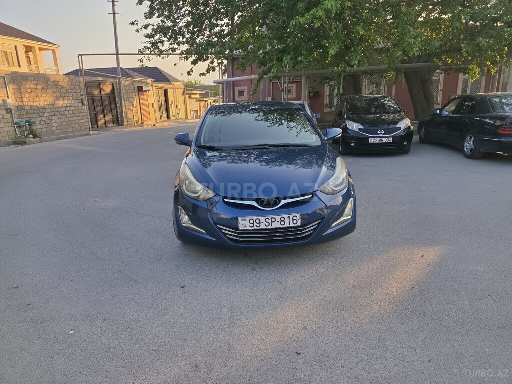 Hyundai Elantra