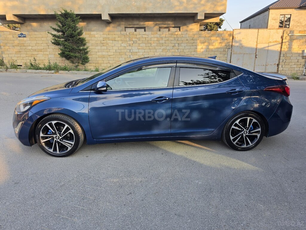 Hyundai Elantra