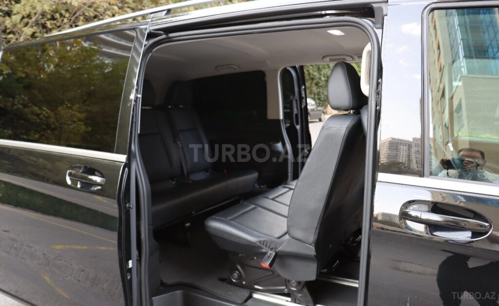 Mercedes Viano